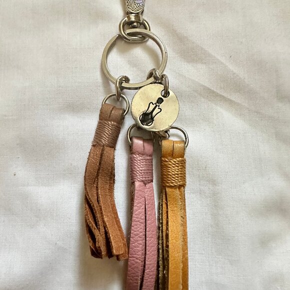 Fringed Tassels The Sak Purse Clip Charm Keychain Silver Toned Original - Picture 4 of 4